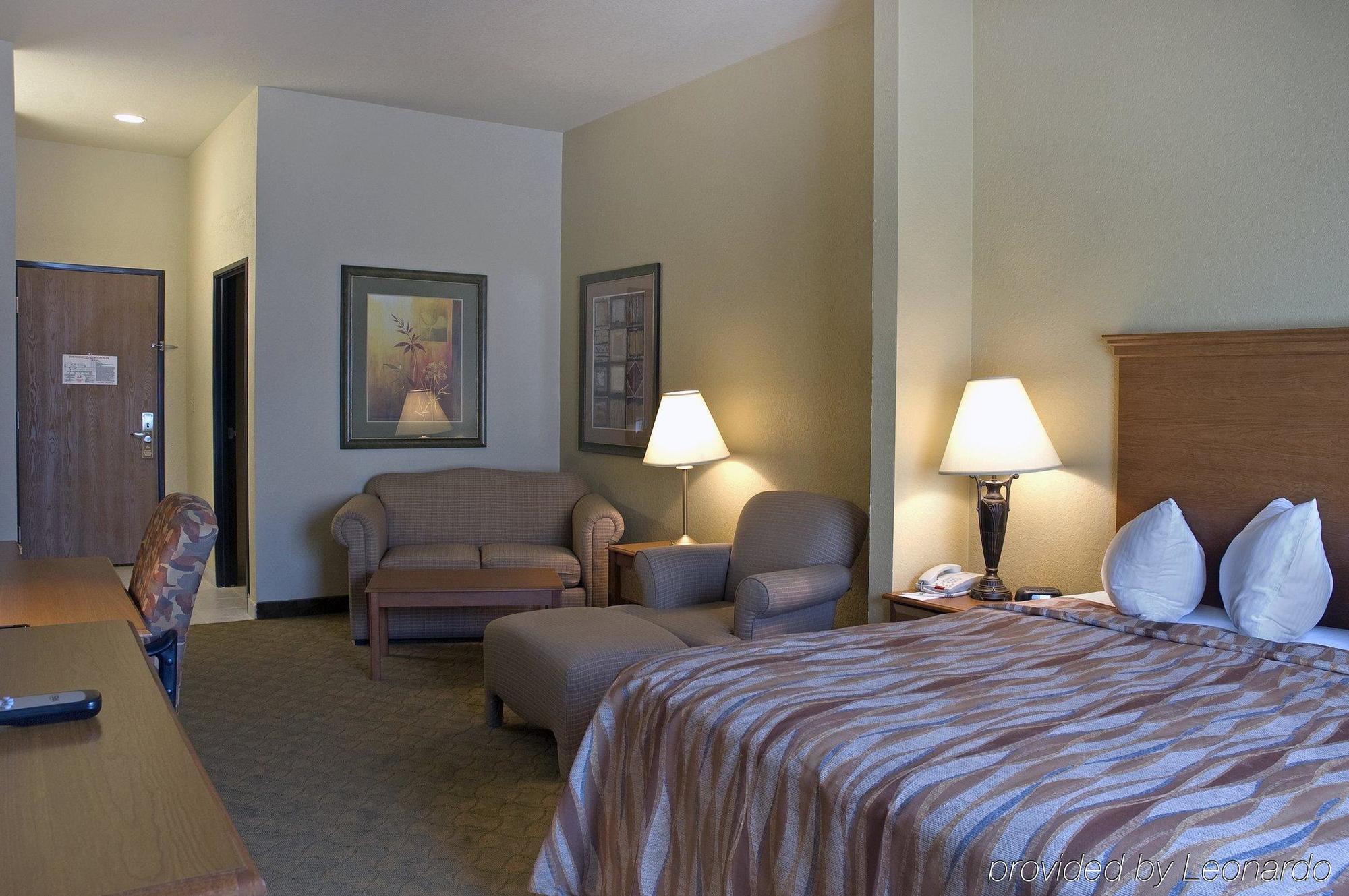 Pearsall Inn And Suites Zimmer foto
